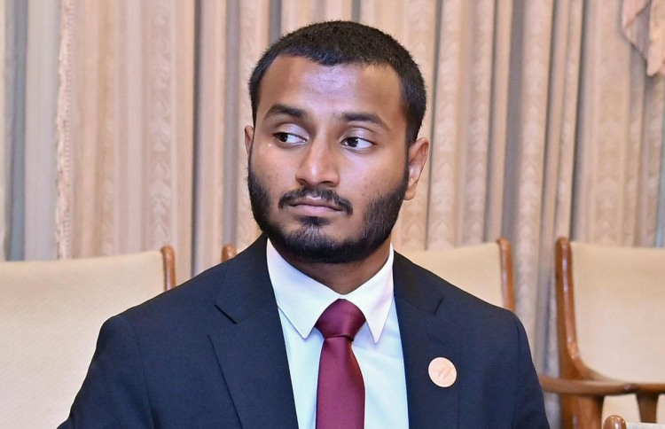 ޔޫތު އެޑްވައިޒަރީ ބޯޑުން މާހިލް އިސްތިއުފާ ދީފި