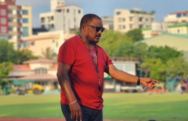 ދުވުންތެރިން ދުވެލި 30 އަހަރު ފަހަތަށް އޮބާލައިފި