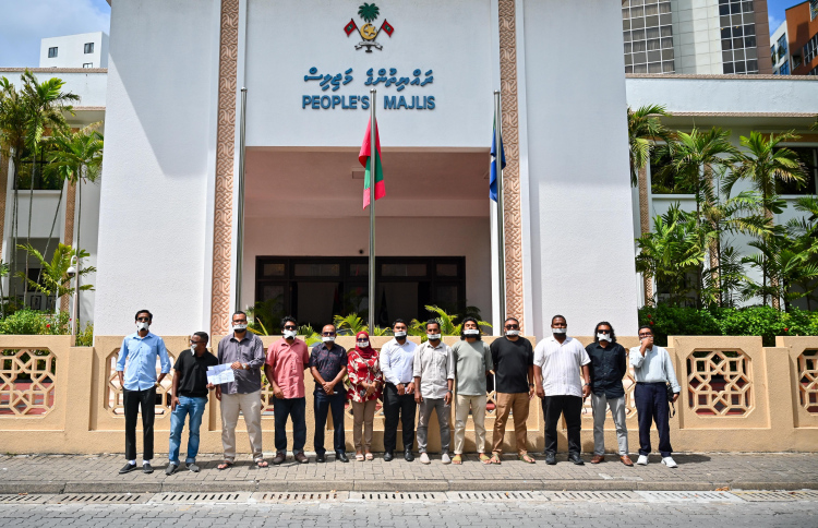 މީޑިއާ ކޮންޓްރޯލް ބިލް މާދަމާގެ ޖަލްސާގެ އެޖެންޑާއަށް