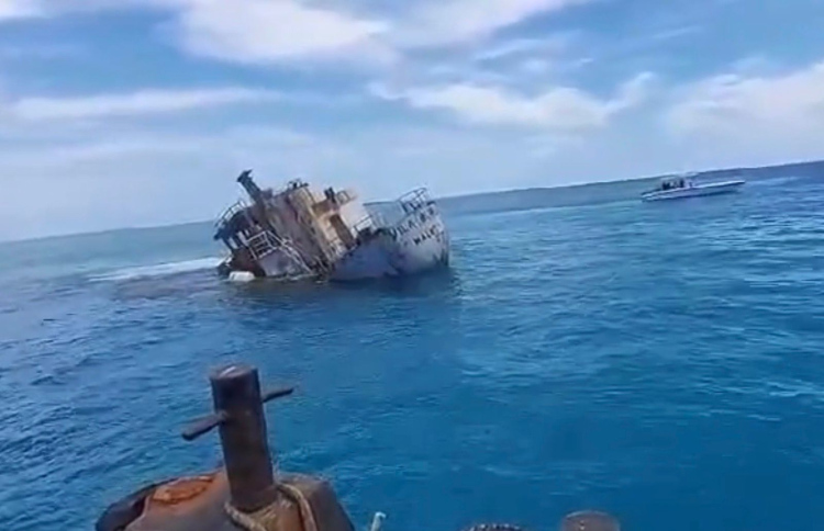 ޓޫރިޒަމް ކުރިއަރުވަން މާމިގިލީ ކައިރީ ޝިޕްރެކެއް