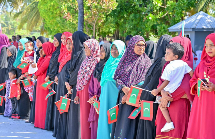 ހިރިމަރަދޫން ހަނިމާދޫއަށް ހިޖުރަކުރާ މީހުންނަށް ގޯތި