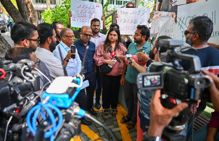 މީޑިއާ ބިލުގެ ރިކޮމެންޑޭޝަނަށް 4މަސް ދޭން އެދިއްޖެ