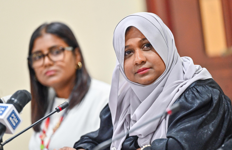 މީޑިއާ ބިލާ ބްރޯޑްކާސްޓިން ކޮމިޝަން ވެސް ދެކޮޅު