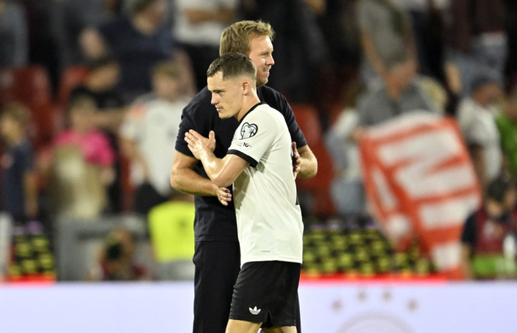 އުތުރު އަޔަލެންޑް ބަލިކޮށް ޖަރުމަނަށް ހަމަޖެހުމެއް