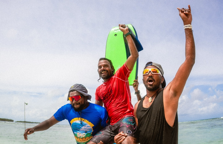 ފުރަތަމަ ބޮޑީބޯޑިން އިވެންޓުގެ ޗެމްޕިއަނަކީ ޖާއްޓެ