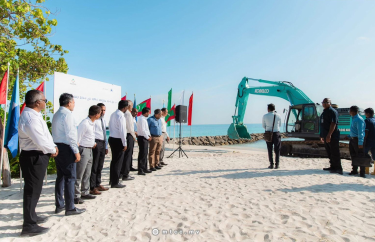 ފުލިދު އަށް އެންމެ އުފާވެރި އެއް ދުވަސް