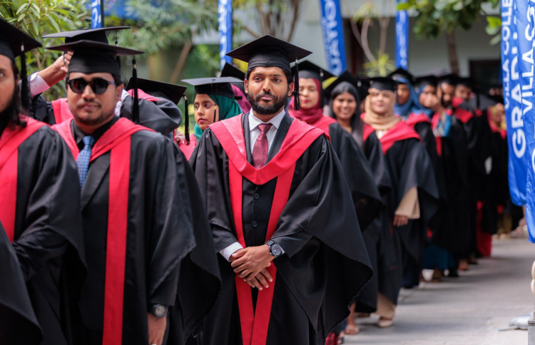 އޭ ލެވެލް ދަރިވަރުންނަށް ވިލާ ކޮލެޖުން ފުރުސަތު