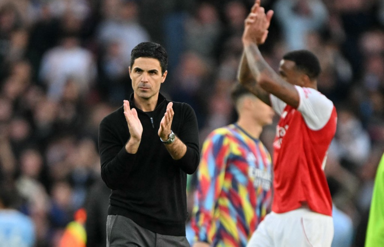 ޕޮއިންޓަކުން ނުފުދޭ، އާޓެޓާ ބޭނުންވީ ސިޓީ ބަލިކުރަން