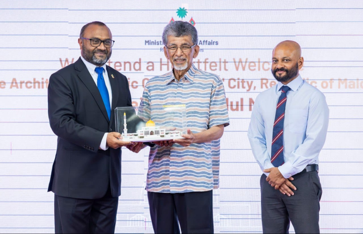 40 އަހަރުވިޔަސް ހާޖީދާރުގެ ހިތުގައި އެ ހަނދާންތައް