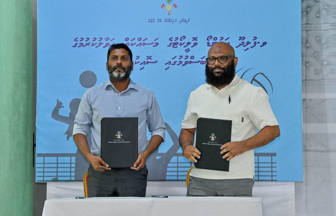 Fulidhoo outdoor volley court hadhan Proxy ah