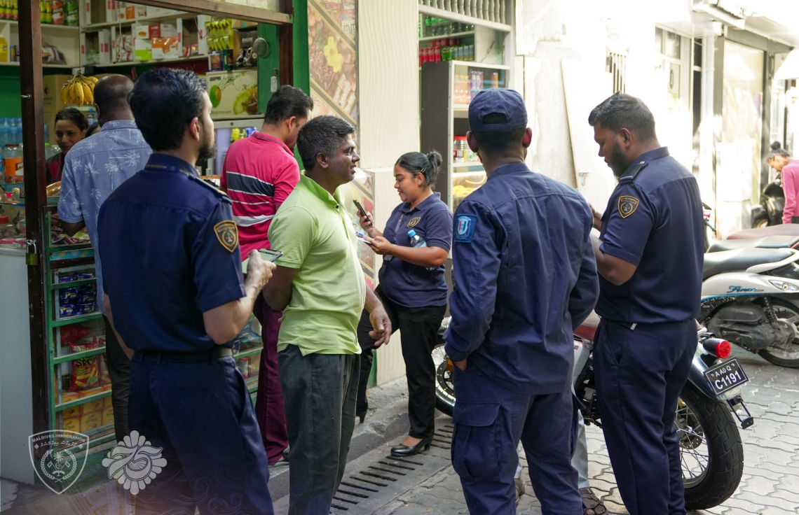 އިމިގްރޭޝަންގެ އޮޕަރޭޝަނުން 81 ބިދޭސީން އަތުލައިގެންފި