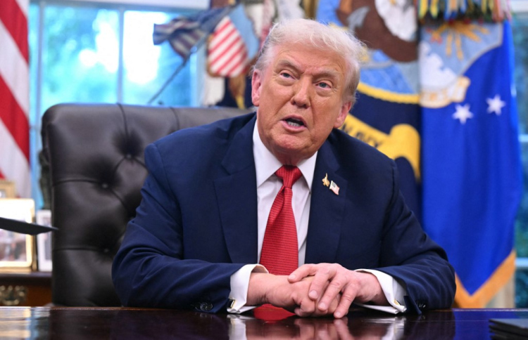 އިޒްރޭލުން ހުޅަނގު އައްސޭރި ހިފިޔަކަނުދޭނަން: ޓްރަމްޕު