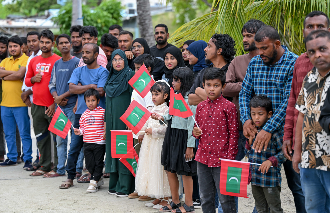 Thimarafuttah dhiriulhun badhalu kuran furusathu dheyn memberuge husha elhumeh