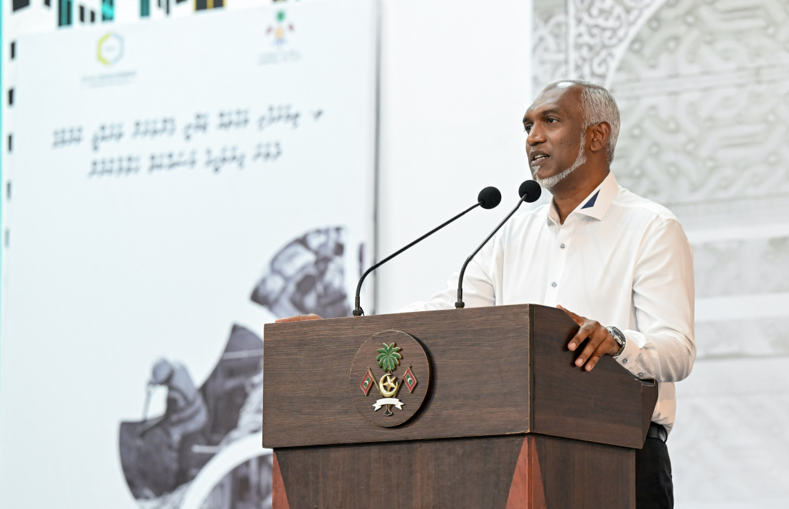 ރައީސް މުއިއްޒު ތިމަރަފުށީގެ ރައްޔިތުންނާ މިރޭ ވާހަކަފުޅު ދައްކަވަނީ.---ފޮޓޯ: ރައީސް އޮފީސް