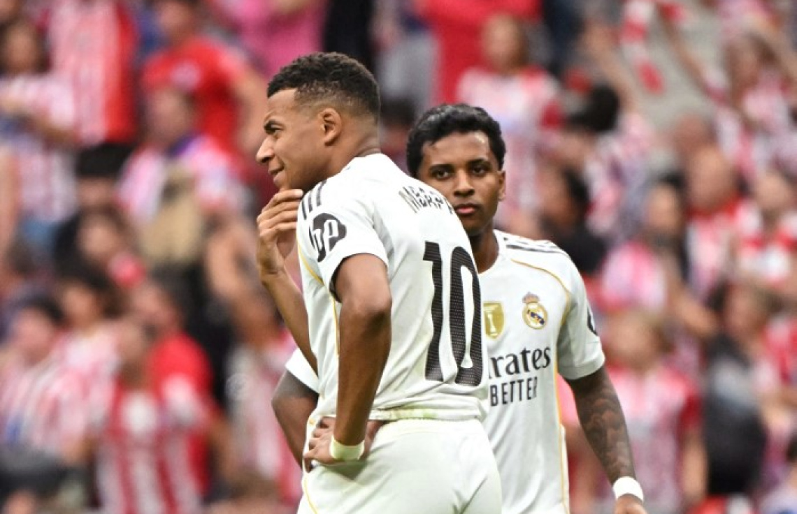 ރެއާލްގެ ރޮޑްރިގޯ އާއި އެމްބާޕޭ މާޔޫސްވެފައި.-- ފޮޓޯ: އޭއެފްޕީ