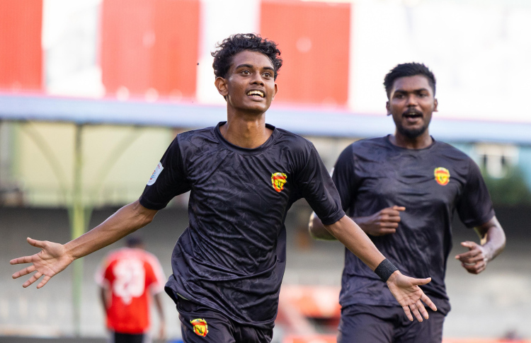 17 އަހަރުގެ ސުހާދު، 10 މިނެޓުން ހެޓްރިކް ހަދައިފި