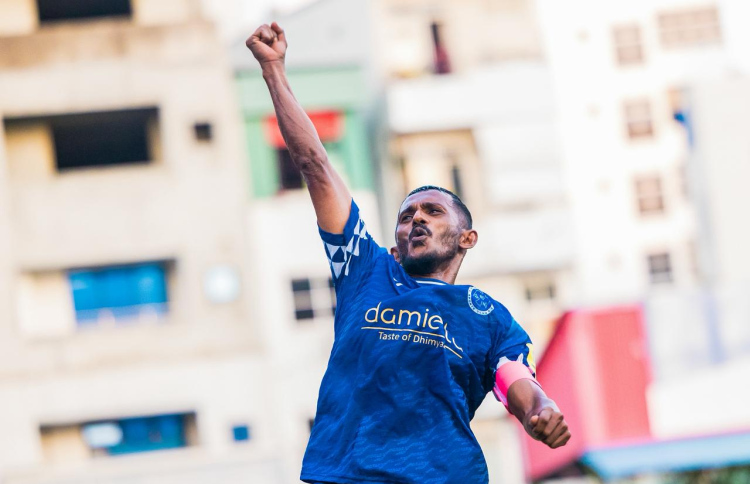 ސެންޓޭގެ ތަޖުރިބާއިން ނިއު ރޭހުގައި ކުރިއަށް