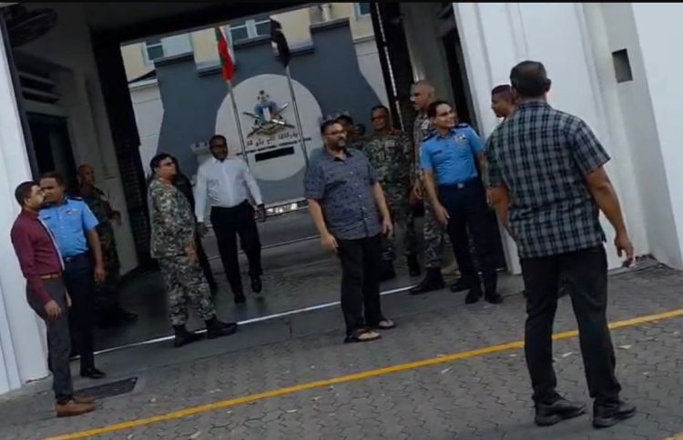 ސިފައިން، ފުލުހުންގެ އިސްވެރިންގެ ހާއްސަ ބައްދަލުވުމެއް