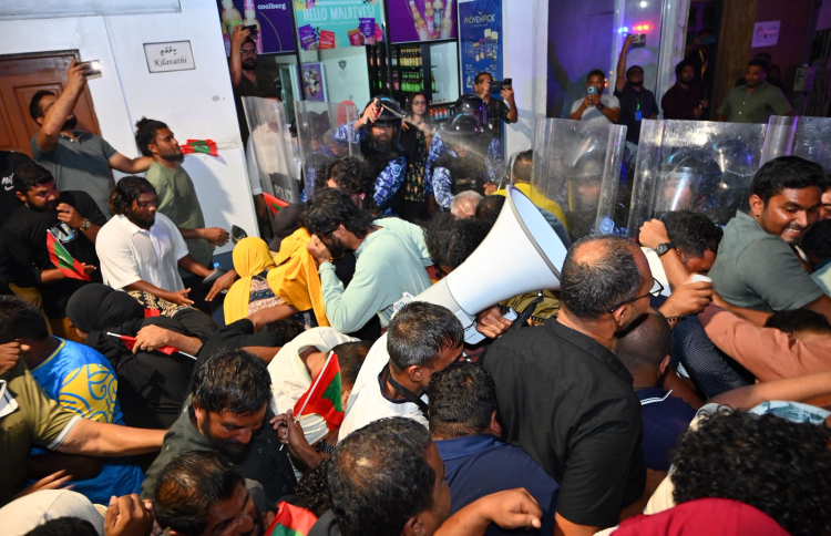 އެމްޑީޕީން ބާއްވަން އުޅުނު މުޒާހަރާ ފަސްކޮށްފި