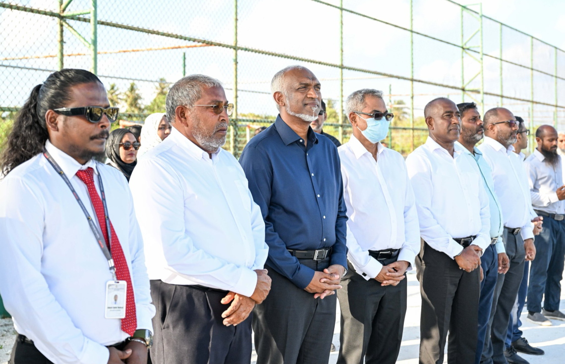 އދ. ގެ ރަށެއްގައި މިއަދު ބޭއްވި ރަސްމިއްޔާތެއްގައި ރައީސް މުއިއްޒާ އެކު ގާސިމް ވެސް ބައިވެރިވެވަޑައިގަންނަވަނީ.