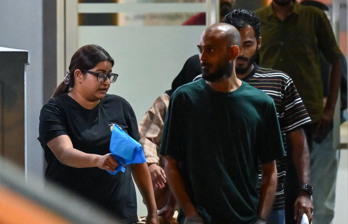 ފައެނާ ޝަރުތުތަކާއެކު، ދޫކޮށްލައި ފިރިމީހާ ބަންދު