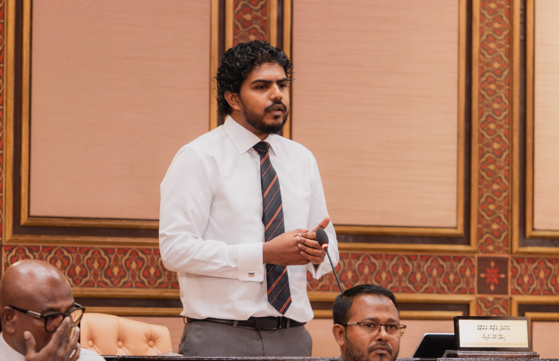 "އިދާރާތަކުގެ ވެރިންގެ މާލީ ބަޔާން އާއްމުކުރަން ޖެހޭ"