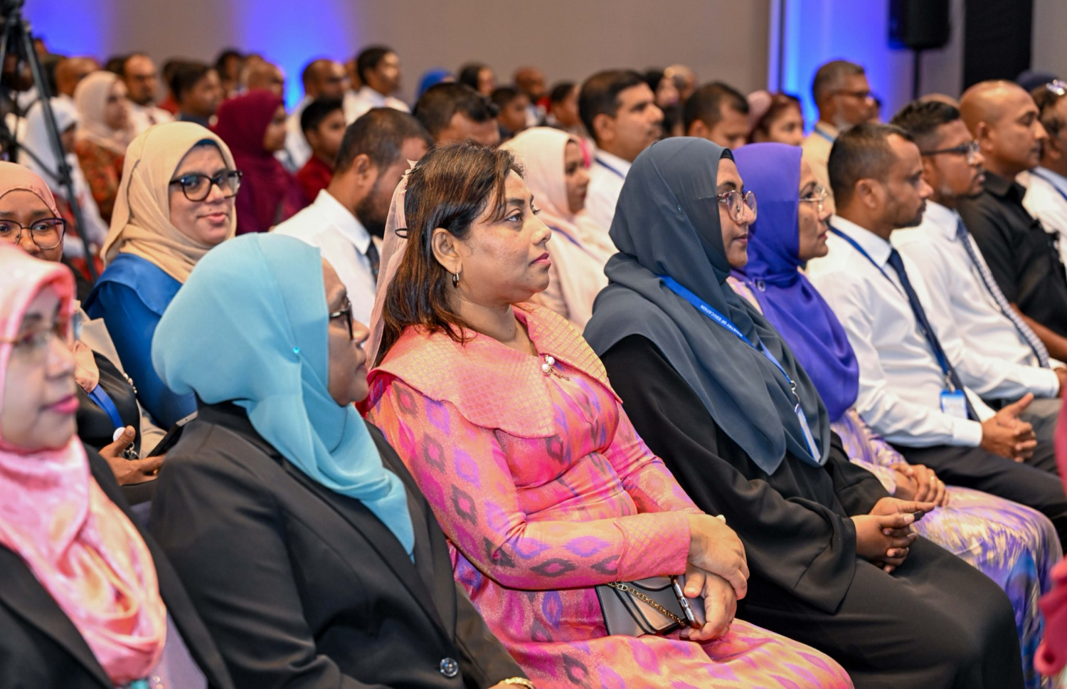 ޕްރިންސިޕަލުންގެ ކޮންފަރެންސް ފެށުމަށް މިއަދު ބޭއްވި ރަސްމިއްޔާތުގައި ބައިވެރިވެވަޑައިގެންނެވި ބައެއް ބޭފުޅުން.-- ފޮޓޯ: ރައީސް އޮފީސް