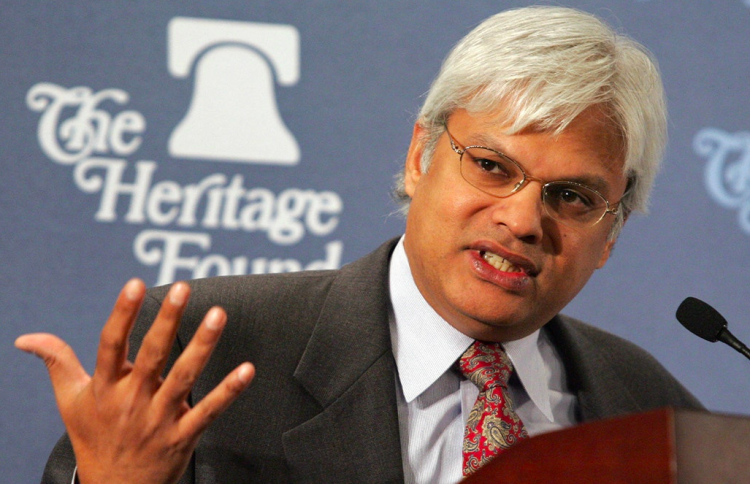 އެމެރިކާގެ އިންޑިއާ އެޑްވައިޒަރަކީ ޗައިނާގެ އެޖެންޓެއް؟