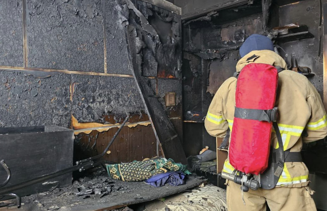 އެޕާޓްމެންޓެއްގައި ރޯވެ ކޮޓަރިއެއް އަނދައިފި