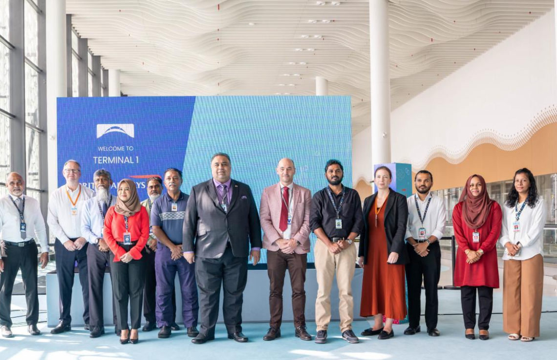 ބްރިޓިޝް އެއާވޭސްގެ ހިދުމަތް އާ ޓާމިނަލަށް ބަދަލުކުރުމަށް މިއަދު ބޭއްވި ރަސްމިއްޔާތުގެ ތެރެއިން. -- ފޮޓޯ: އެމްއޭސީއެލް