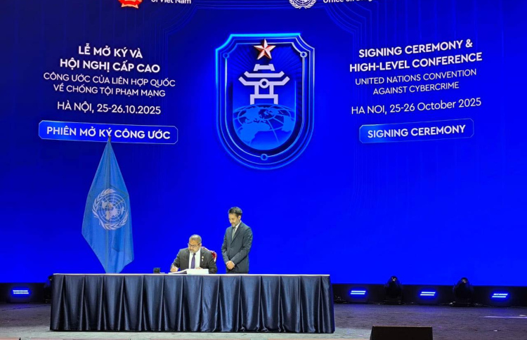 ސައިބަކްރައިމްއާ ދެކޮޅު މުއާހަދާގައި ރާއްޖޭން ސޮއިކޮށްފި