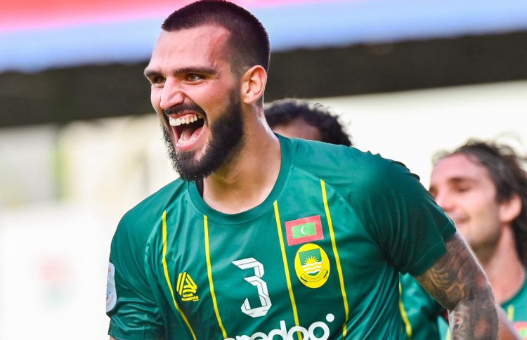 15 ޕޮއިންޓާއި ފައިދާ 22 ގޯލުން މާޒިޔާ އެއްވަނައަށް