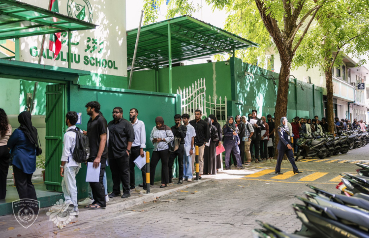 އިމިގްރޭޝަނުން އަނެއްކާވެސް ވޯކްއިން އިންޓަވިއުއެއް