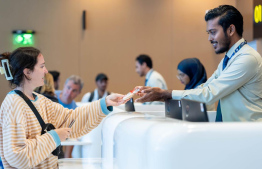 އެއާ އިންޑިއާގެ ޕަސިންޖަރަކަށް އާ ޓާމިނަލުން މިއަދު ހިދުމަތް ދެނީ: އެއާ އިންޑިއާގެ ފްލައިޓްތަކަށް އާ ޓާމިނަލުން މިއަދު ވަނީ ހިދުމަތް ދޭން ފަށާފައި --- ފޮޓޯ/އެމްއޭސީއެލް