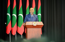 ނަސްރުގެ ދުވަހުގެ ޖަލްސާގައި ރައީސް ޑރ. މުހައްމަދު މުއިއްޒު ވާހަކަފުޅު ދައްކަވަނީ.-- ފޮޓޯ: ރައީސް އޮފީސް