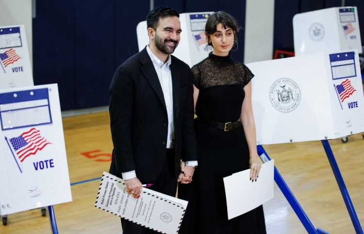 މަމްދާނީ، ނިއު ޔޯކްގެ މޭޔަރުކަމުގެ މަގާމަށް