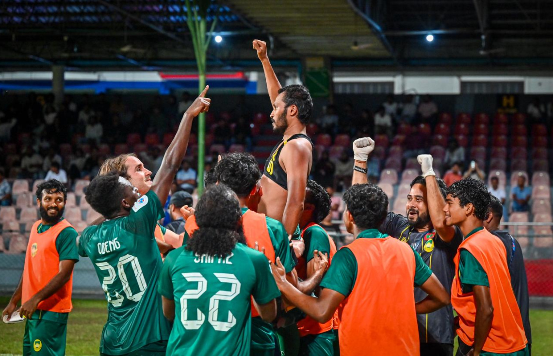 ކީޕަރު ކައިރިން ނައްޓާފައި ހަމްޕު މާޒިޔާ މޮޅުކޮށްދީފި