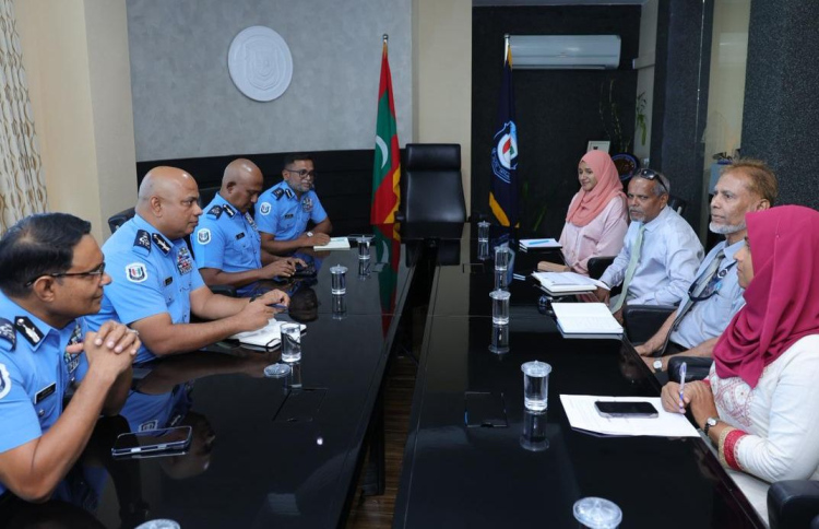 ތަހުގީގުތަކުގައި އެއްބާރުލުން ހޯދަން މަޝްވަރާކޮށްފި