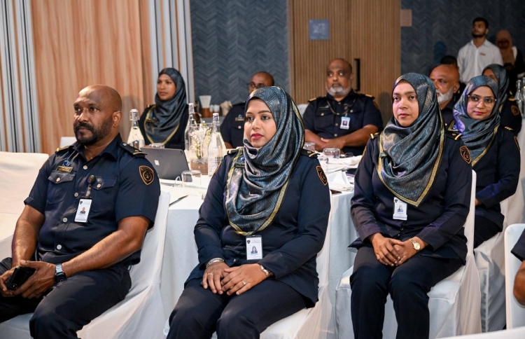 އެއްކޮށް ޑިޖިޓަލައިޒްވެ އިމިގްރޭޝަނަށް އިންގިލާބެއް