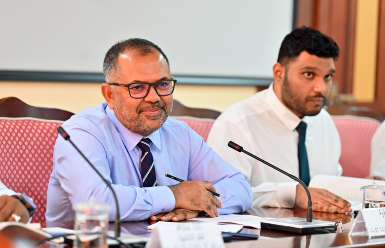 ފިސްކަލް ޒިންމާގެ ޗާޓަރު ހެދުން ފަސްކުރަން ބިލެއް