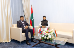 ބޮޑުވަޒީރު ނަރެންދުރަ މޯދީގެ ހާއްސަ މަންދޫބު ސިވިލް އޭވިއޭޝަން މިނިސްޓަރު ކިންޖަރަޕޫ ރާމް މޯހަން ނައިޑު އާއި ރާއްޖޭގެ ޓްރާންސްޕޯޓް އެންޑް ސިވިލް އޭވިއޭޝަން މިނިސްޓަރު މުހައްމަދު އަމީން ބައްދަލުކުރެއްވުން.-- ފޮޓޯ: އިންޑިއާ ހައި ކޮމިޝަން