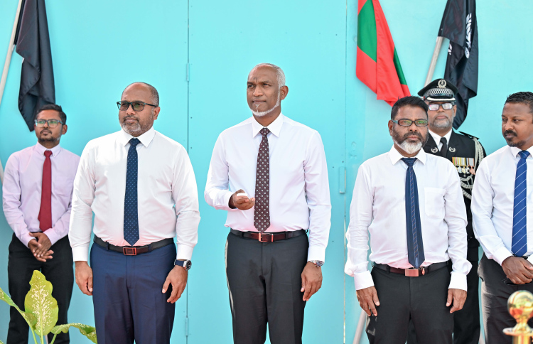 ރައީސް، ކަރެންޝަންސްގެ މައި އިދާރާ ހުުޅުވައިދެއްވައިފި