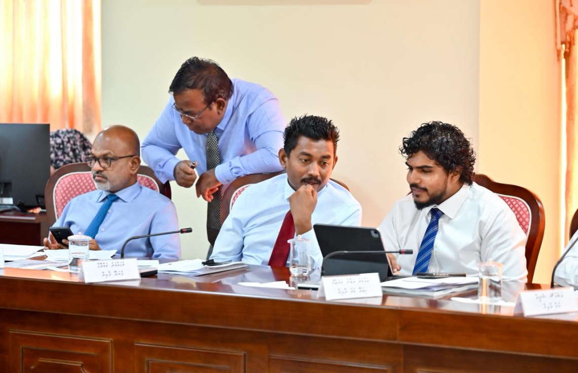 މުސާރައިގެ ހޭދަ ބޮޑުވުމަކީ ގޮންޖެހުން"