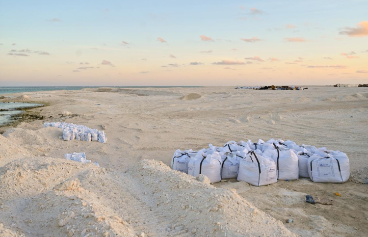 ރަސްމާލެ ހިއްކުމުގެ މަސައްކަތް ކުރިއަށް ގެންދަނީ: ރަސްމާލެއަކީ ގިނަ ބަޔަކަށް ގޯތި ދޭން ސަރުކާރުން ހިއްކަމުންދާ ތަނެއް-- ފޮޓޯ: ނިޝާން އަލީ | މިހާރު