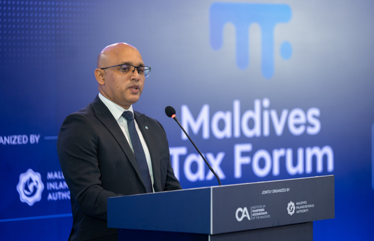 ޓެކްސްގެ ނިޒާމަށް އިންސާފުވެރިވާން ކޮމިޝަނަރު އެދިއްޖެ