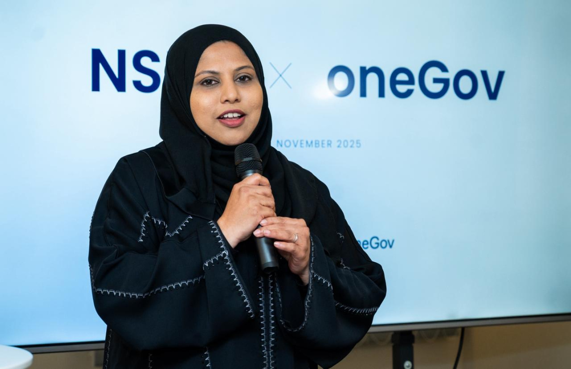 އެންސްޕާގެ ބައެއް ހިދުމަތްތައް ވަންގަވް އަށް ބަދަލުކުރުމަށްފަހު، އެންސްޕާގެ ސީއީއޯ ހީނާ ވާހަކަދައްކަވަނީ.-- ފޮޓޯ: ނިޝާން އަލީ/ މިހާރު