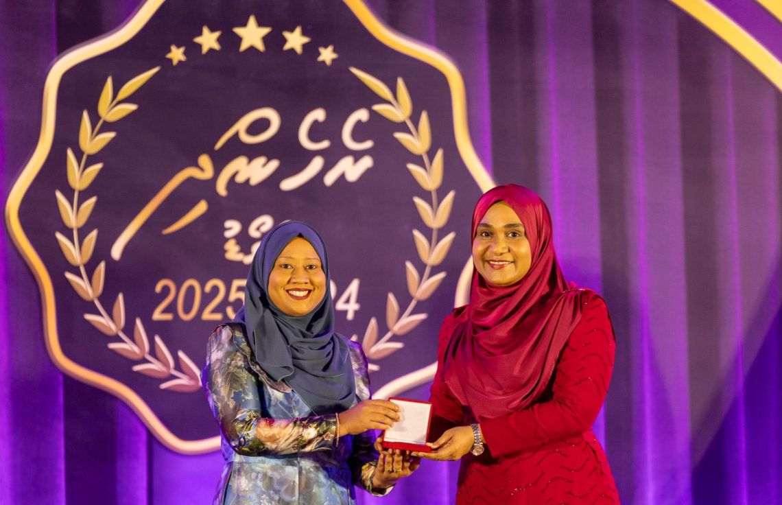 15 މީހަކަށް ރެހެންދި އެވޯޑު ދީފި