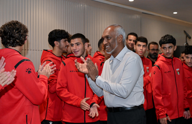 ފަލަސްތީން ޓީމަށް ރައީސްގެ ފަރިއްކޮޅެއް