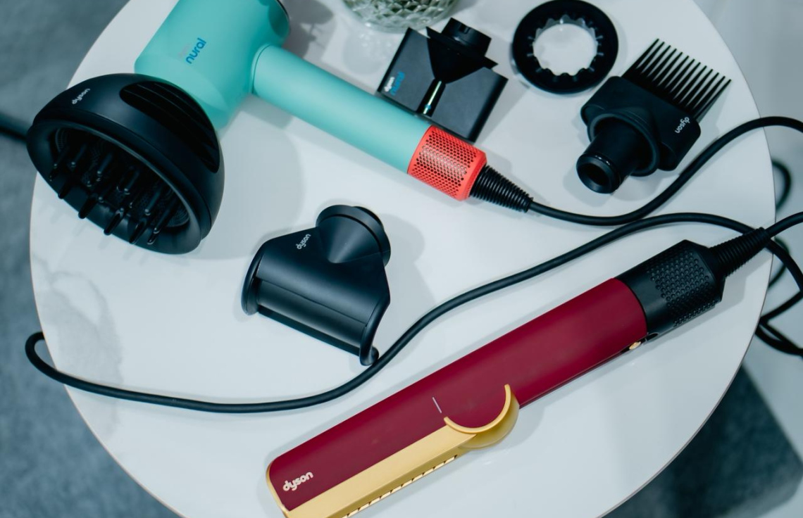 އިސްތަށިގަނޑު ސްޓައިލްކުރަން ބޭނުންކުރާ ޑައިސަންގެ ޕްރޮޑަކްޓުތަކެއް