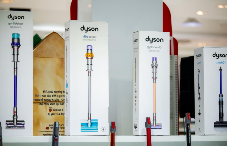 "ޑައިސަން" ބްރޭންޑުގެ އުފެއްދުންތައް ރާއްޖެއަށް